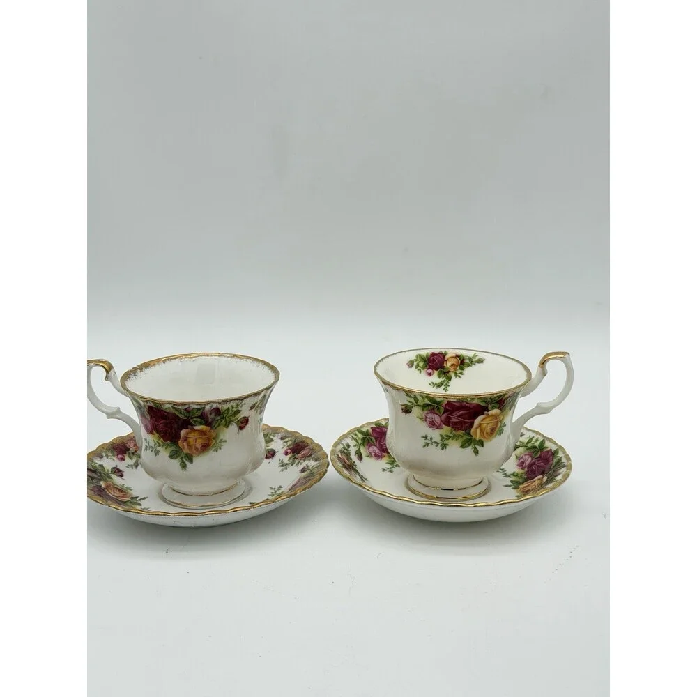 Royal Albert Old Country Roses Bone China Tea Cup & Saucer Set England 4 PCs